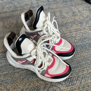 WMNS) LOUIS VUITTON LV Frontrow Sneakers Pink/Red 1A87CA - KICKS CREW